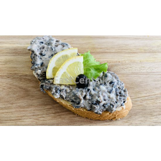 chlebíček olivový.JPG